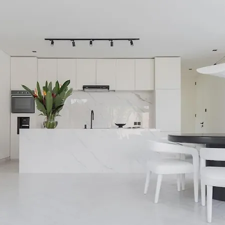 Minimalist Elegance: Tranquil Canggu Villa Yukki